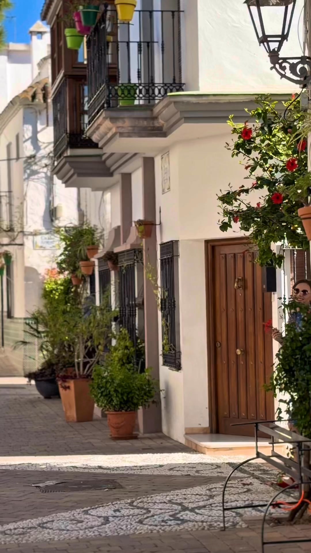 Dámsky biely háčkovaný prehoz NIARA 13