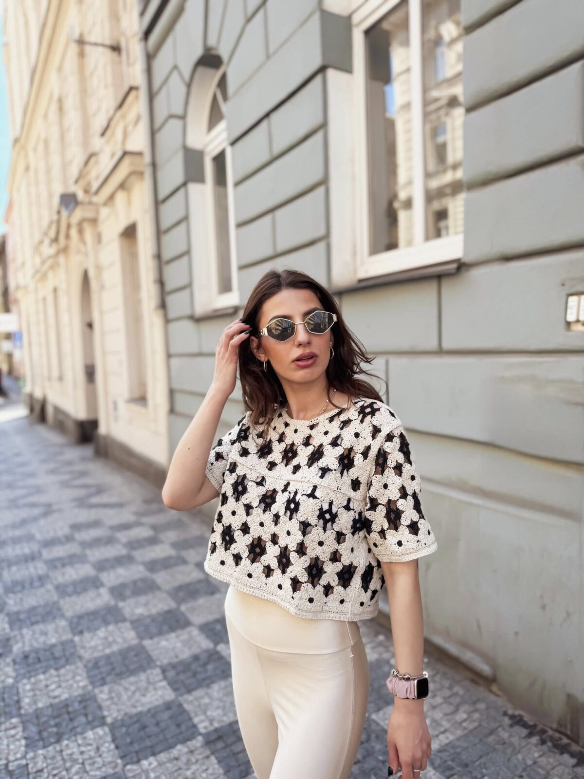 Háčkovaný top DAIRY