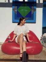 Biely top s flitrami LUX